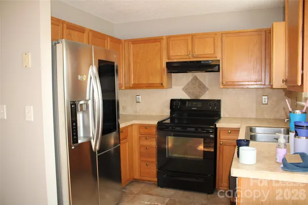 $1,500 | 10118 Frosty Lane, Charlotte, NC 28216