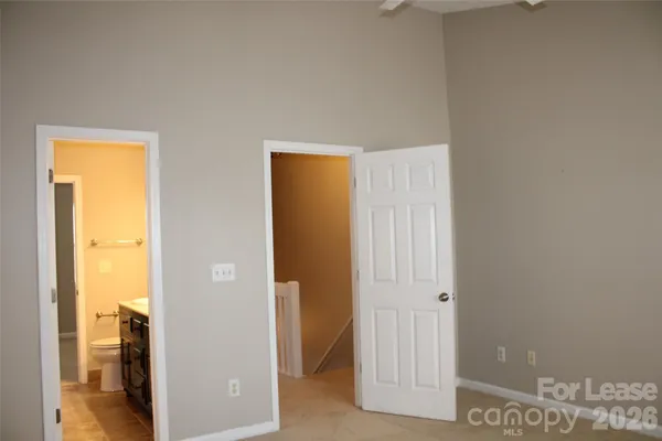 $1,500 | 10118 Frosty Lane, Charlotte, NC 28216