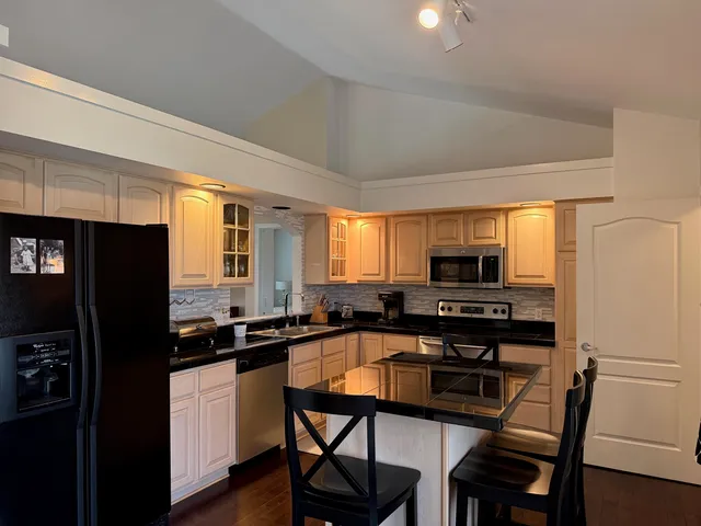 $439,900 | 3800 Amber Lane, Janesville, WI 53546