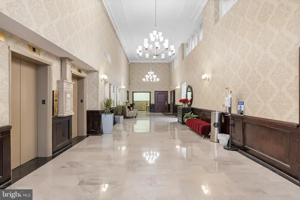 $1,195 | 1324 Locust Street, Unit 1019, Philadelphia, PA 19107