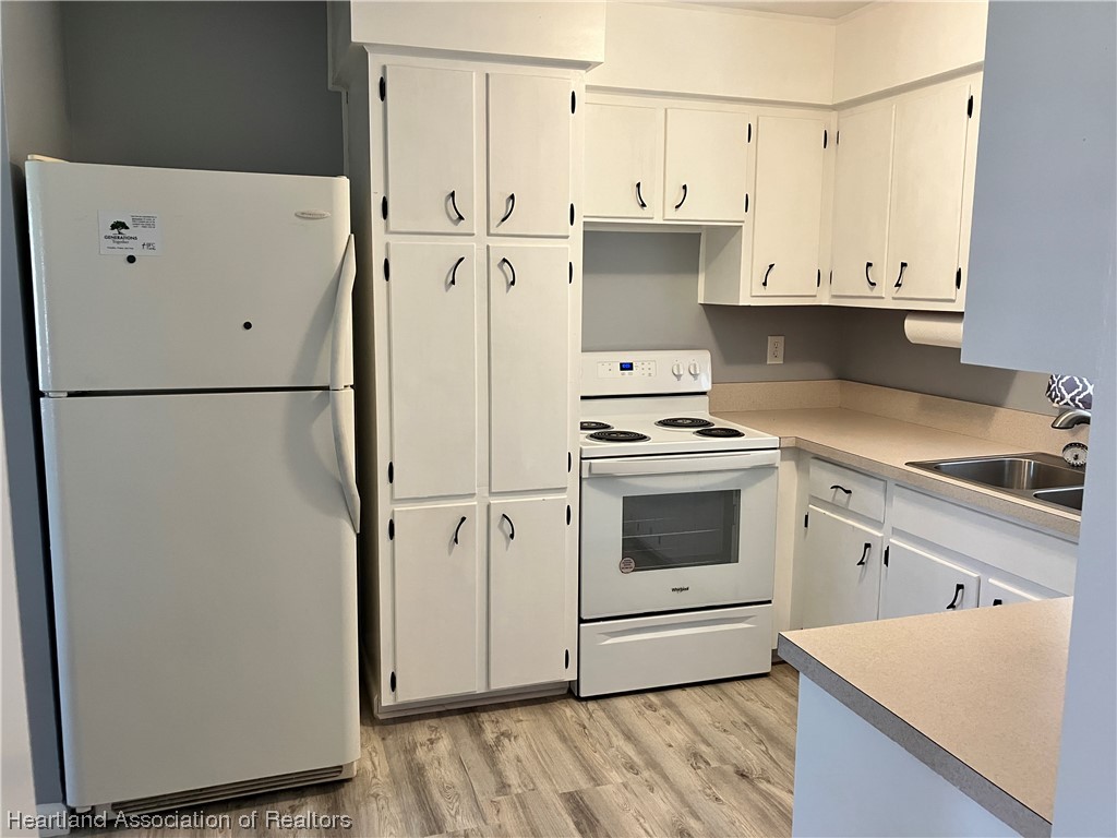 4908 Lakewood Road Sebring, FL 33875 - Photo 3 of 30 Gallery Image 3