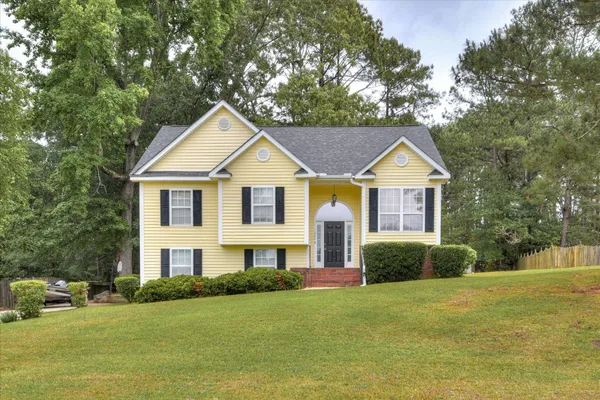 $309,900 | 1060 Willow Woods Drive, Aiken, SC 29803