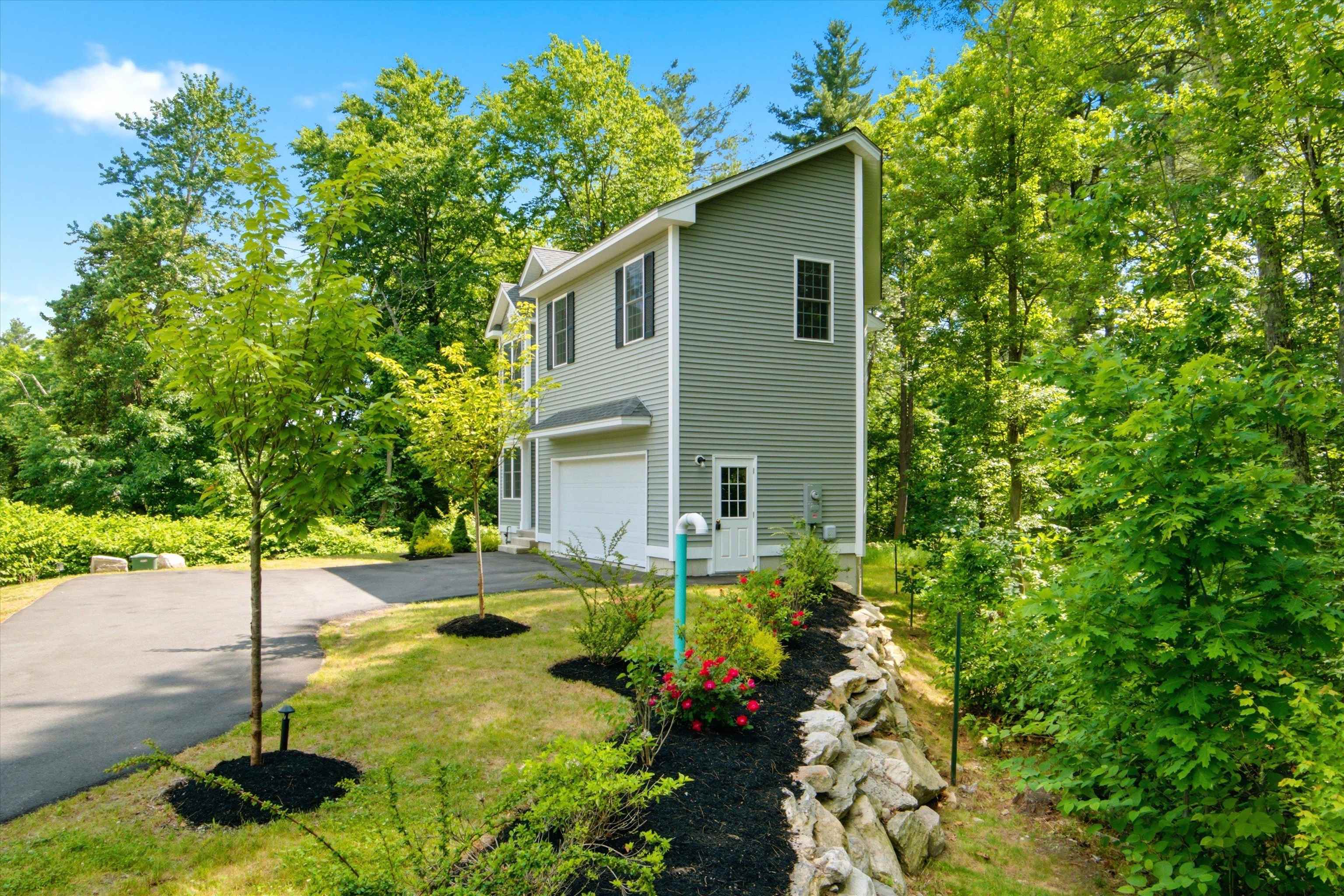 57 Hardy Road Londonderry, NH 03053 - Photo 7 of 53