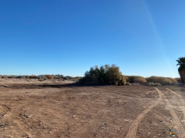 1820 Derrick Road El Centro, CA 92243 - Photo 18 of 31 Gallery Image 18