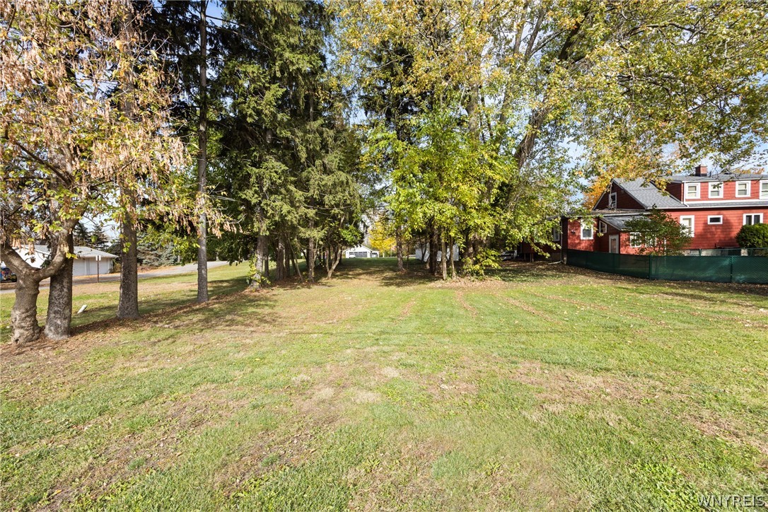 2204 River Road Wheatfield, NY 14304 - Photo 8 of 16 Gallery Image 8