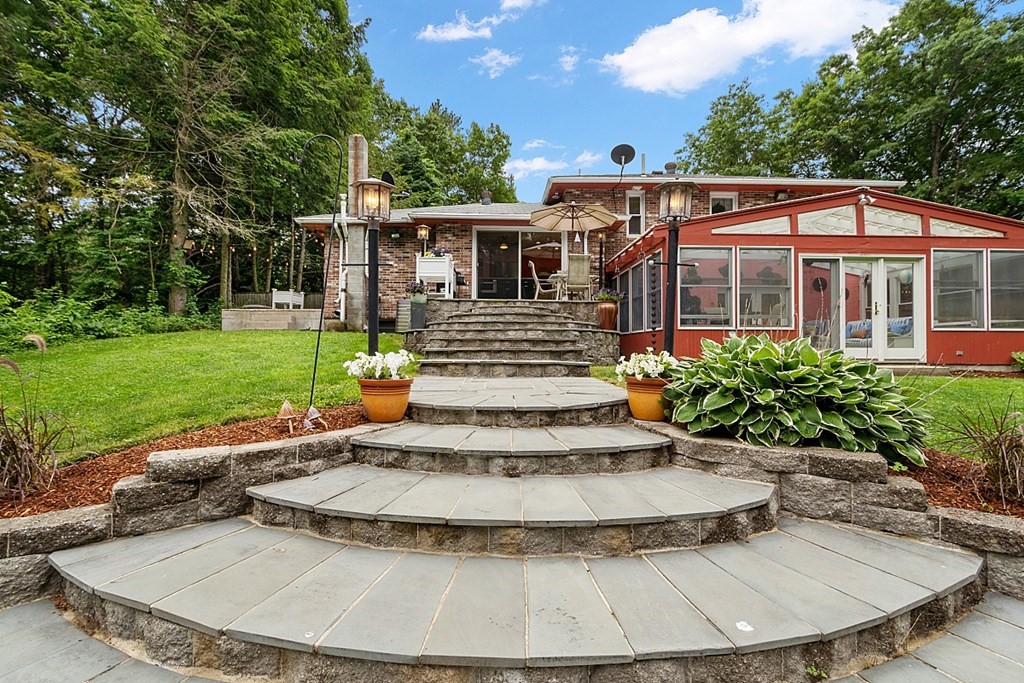 444 Groton Road Westford, MA 01886 - Photo 6 of 42 Gallery Image 6
