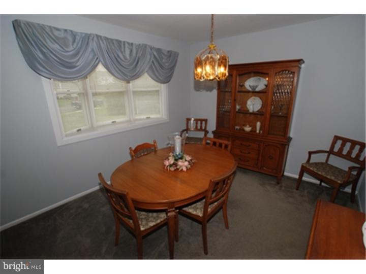 996 Marian Road Warminster, PA 18974 - Photo 5 of 14 Dining Room
