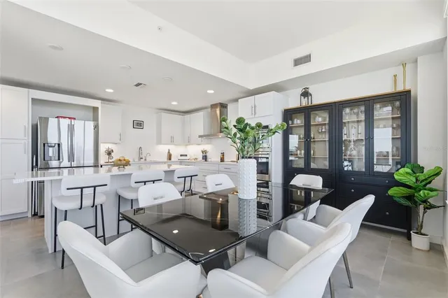 $9,000 | 920 North Osceola Avenue, Unit 210, Clearwater, FL 33755