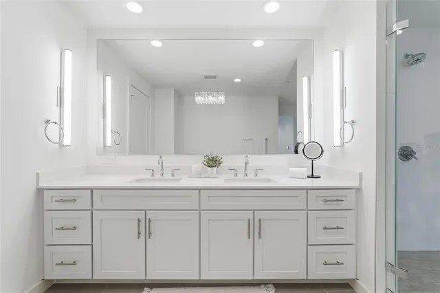 $9,000 | 920 North Osceola Avenue, Unit 210, Clearwater, FL 33755