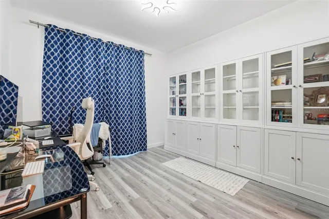 $9,000 | 920 North Osceola Avenue, Unit 210, Clearwater, FL 33755