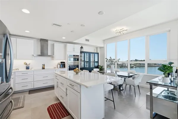 $5,000 | 920 North Osceola Avenue, Unit 210, Clearwater, FL 33755