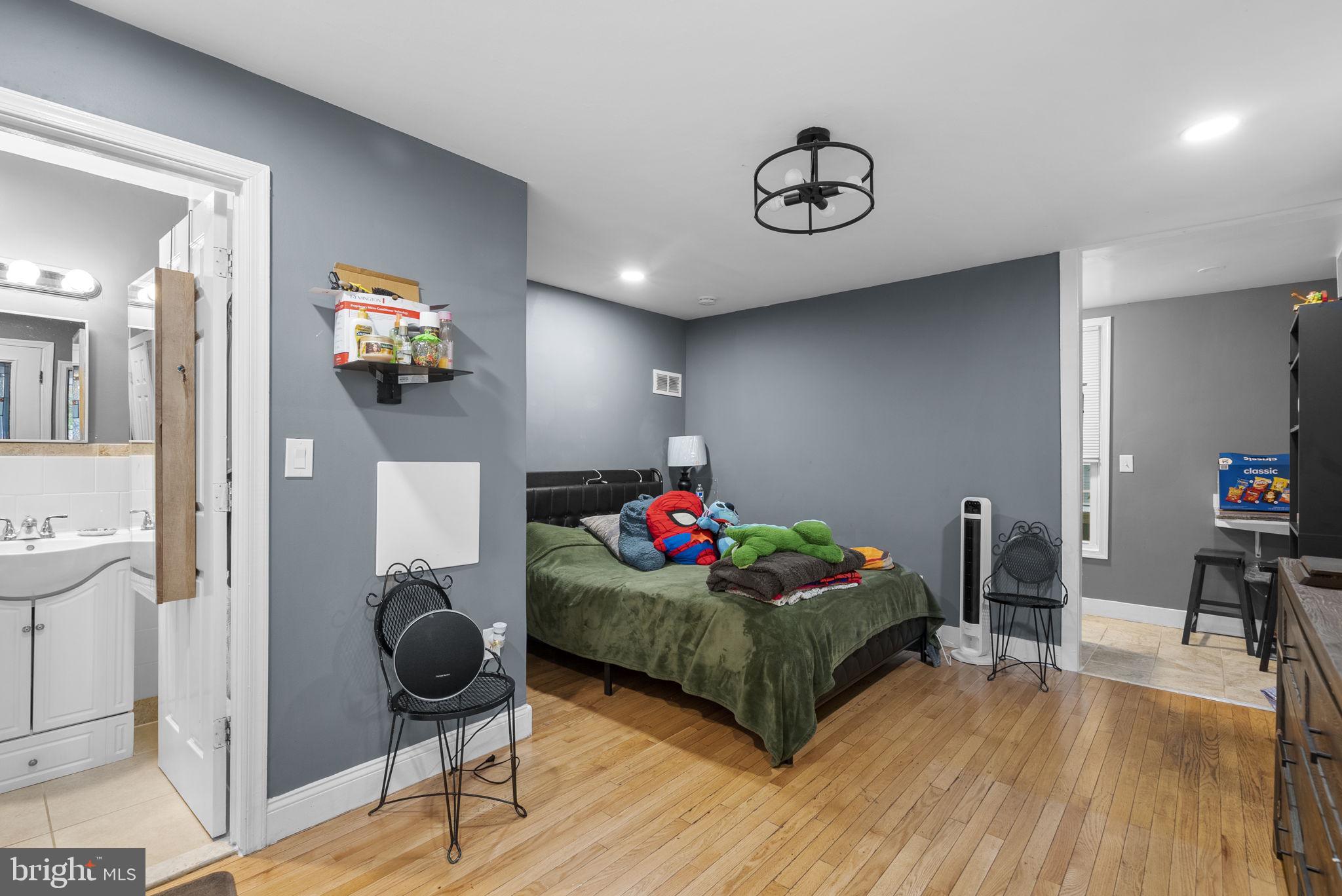 12220 Centerhill Street Silver Spring, MD 20902 - Photo 37 of 45 unit 3