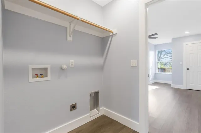 $1,350 | 401 Miller Street, Bowie, TX 76230