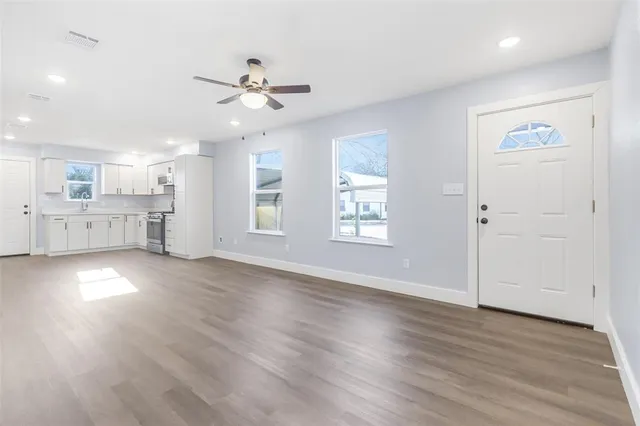 $1,350 | 401 Miller Street, Bowie, TX 76230