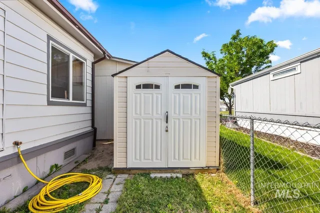 $164,900 | 700 East Fairview Avenue, Unit 172, Meridian, ID 83642