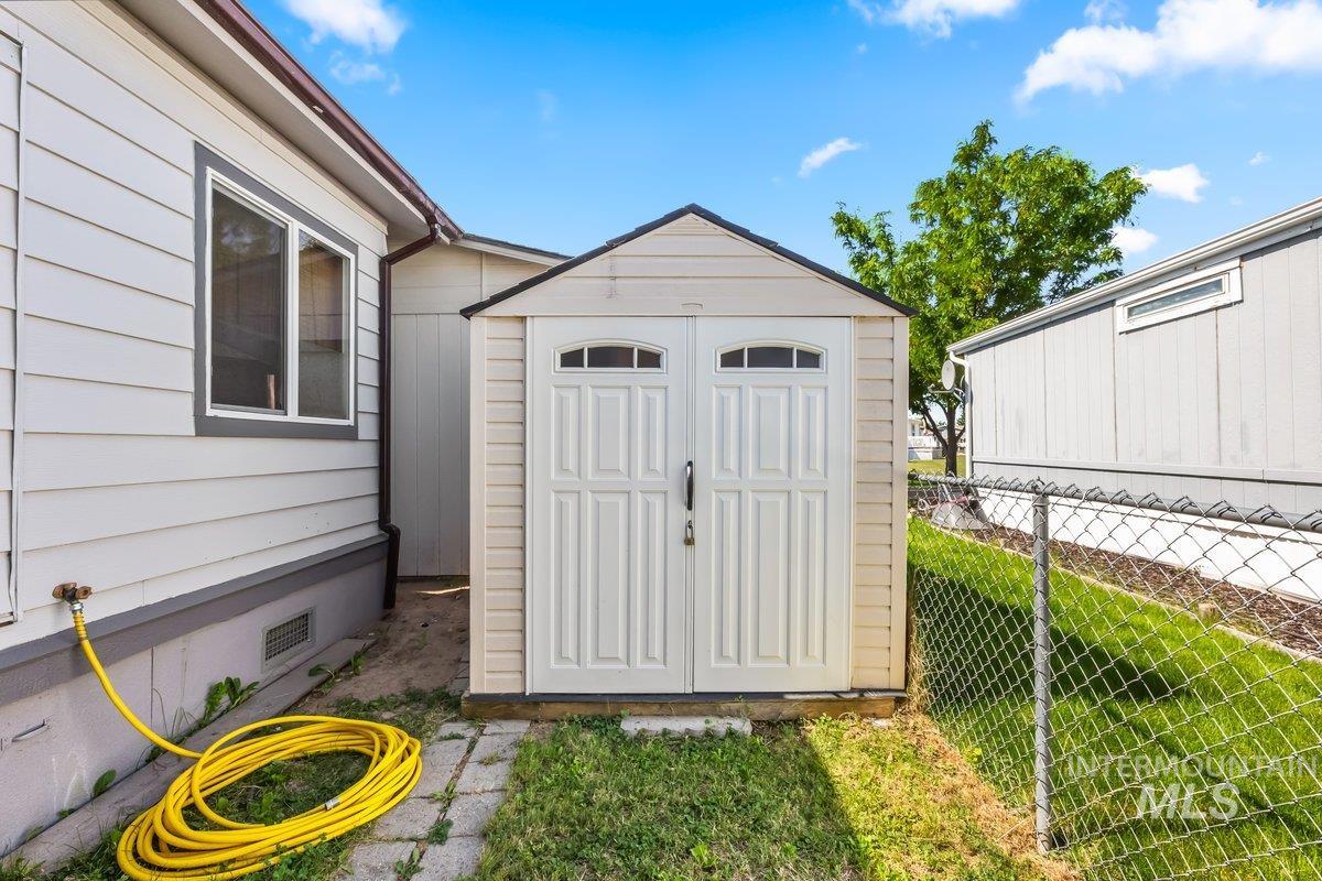 700 East Fairview Avenue, Unit 172 Meridian, ID 83642 - Photo 28 of 29