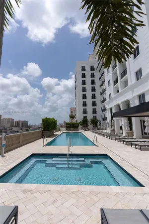 $951,900 | 10 Aragon Avenue, Unit 1105, Coral Gables, FL 33134
