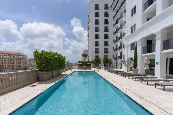 $951,900 | 10 Aragon Avenue, Unit 1105, Coral Gables, FL 33134