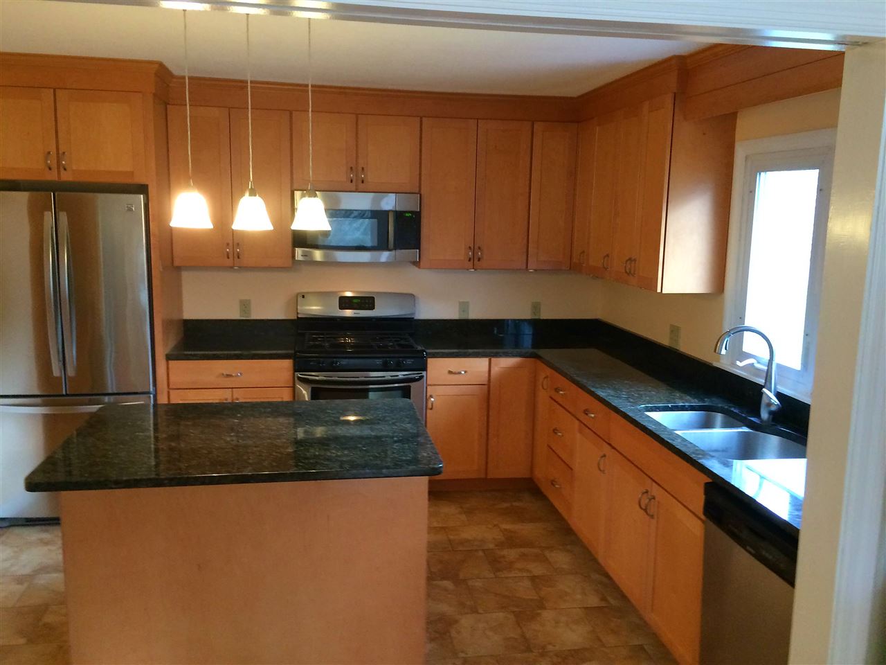 400 Sunset Drive Rutland Town, VT 05701 - Photo 3 of 7