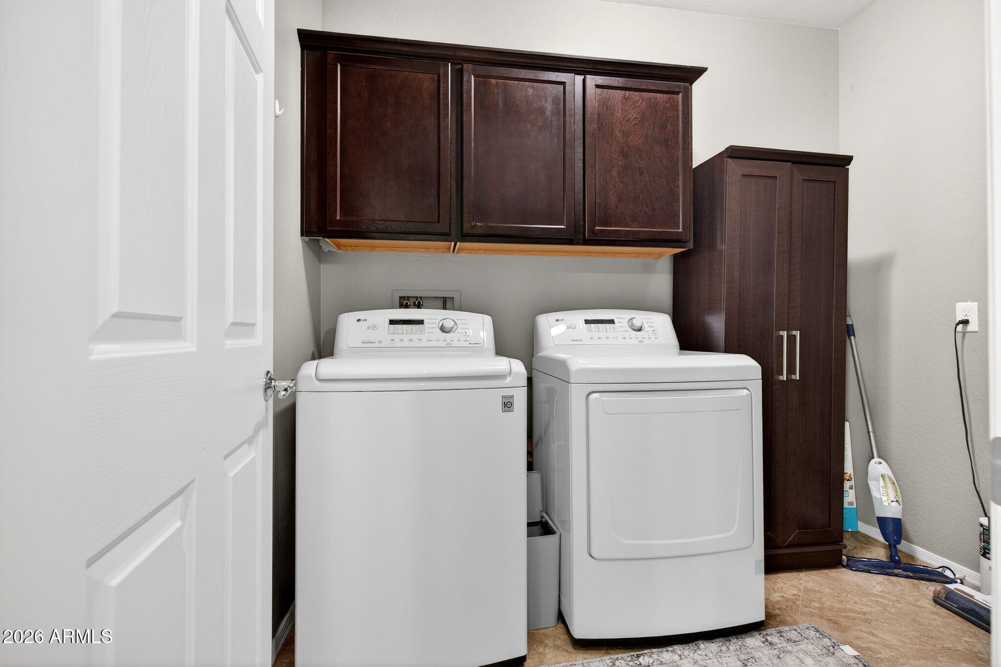 10840 West Saddlehorn Road Peoria, AZ 85383 - Photo 14 of 55 22-web-or-mls-022_A7400613