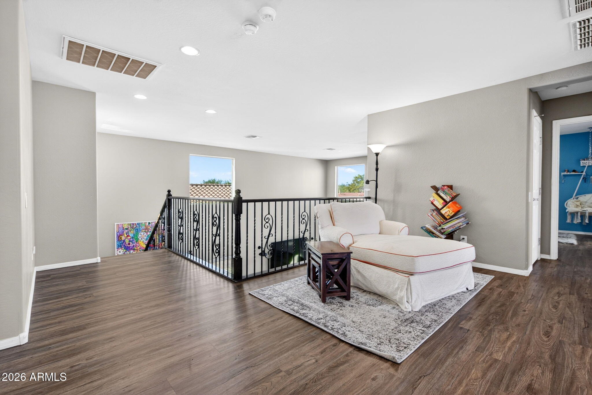 10840 West Saddlehorn Road Peoria, AZ 85383 - Photo 16 of 55 24-web-or-mls-024_A7400689