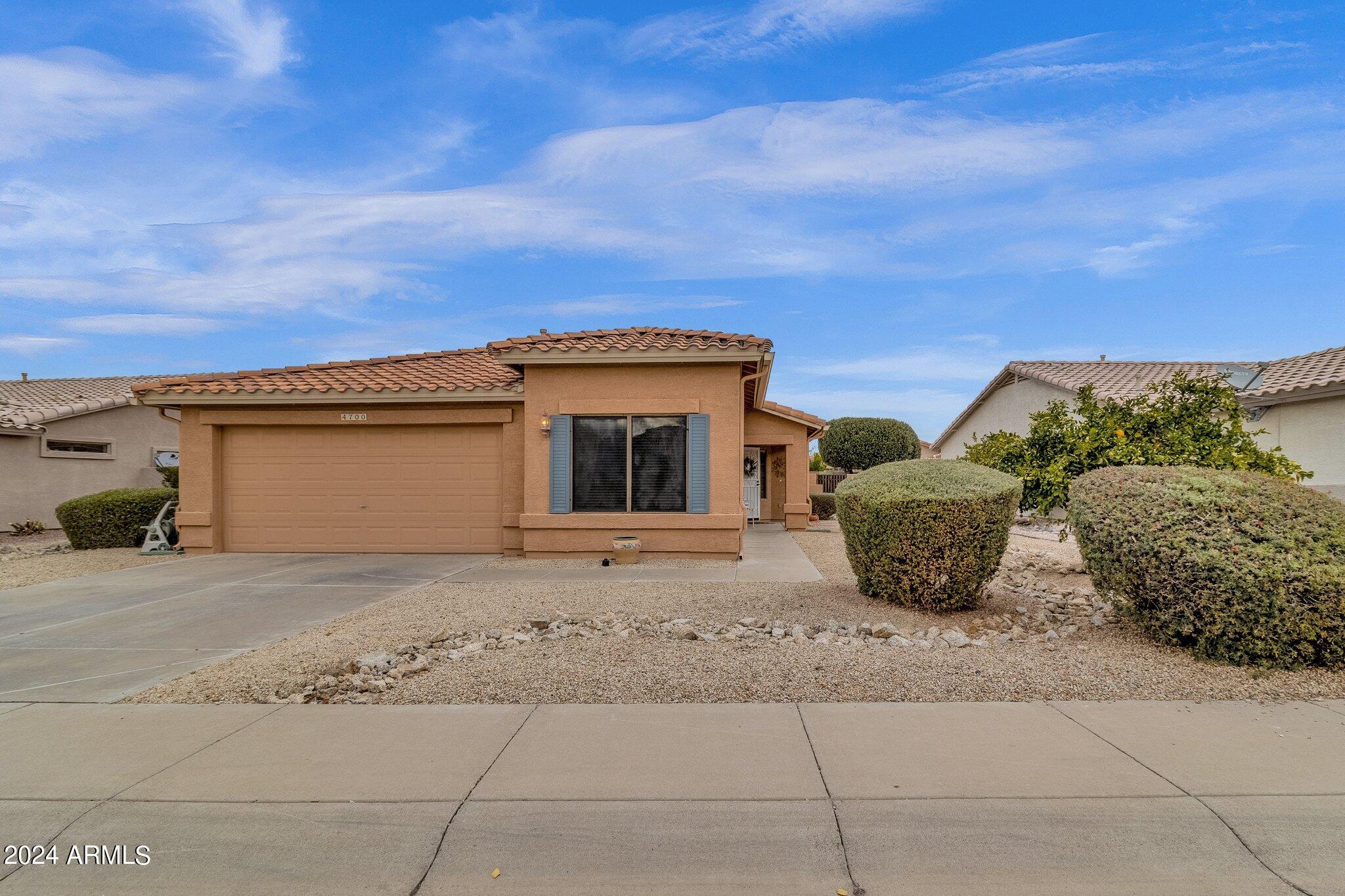 4700 East Walnut Road Gilbert, AZ 85298 - Photo 8 of 14 2-web-or-mls-4700-e-walnut-rd