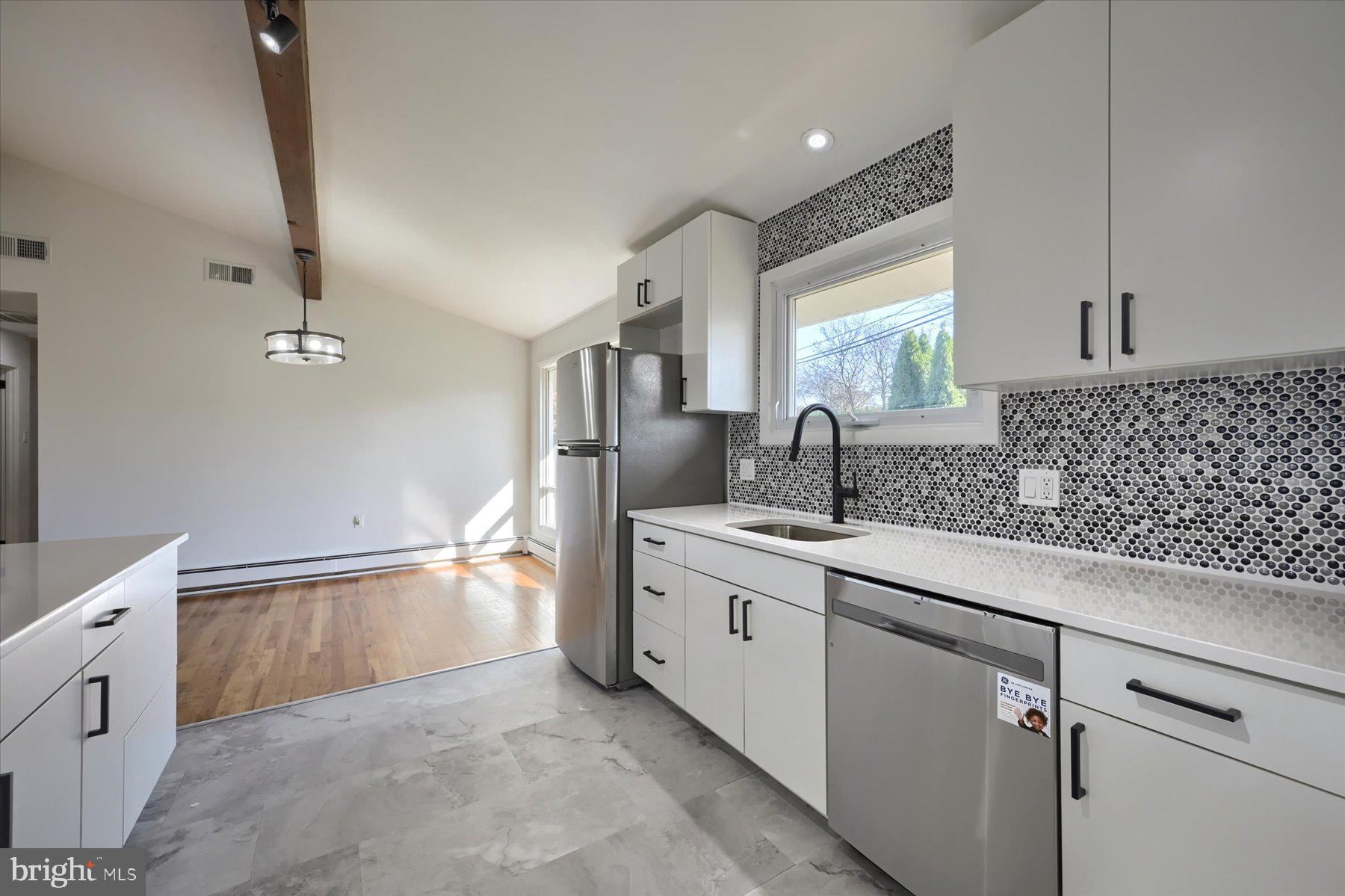 4523 Coventry Road Harrisburg, PA 17109 - Photo 15 of 34 Gallery Image 15