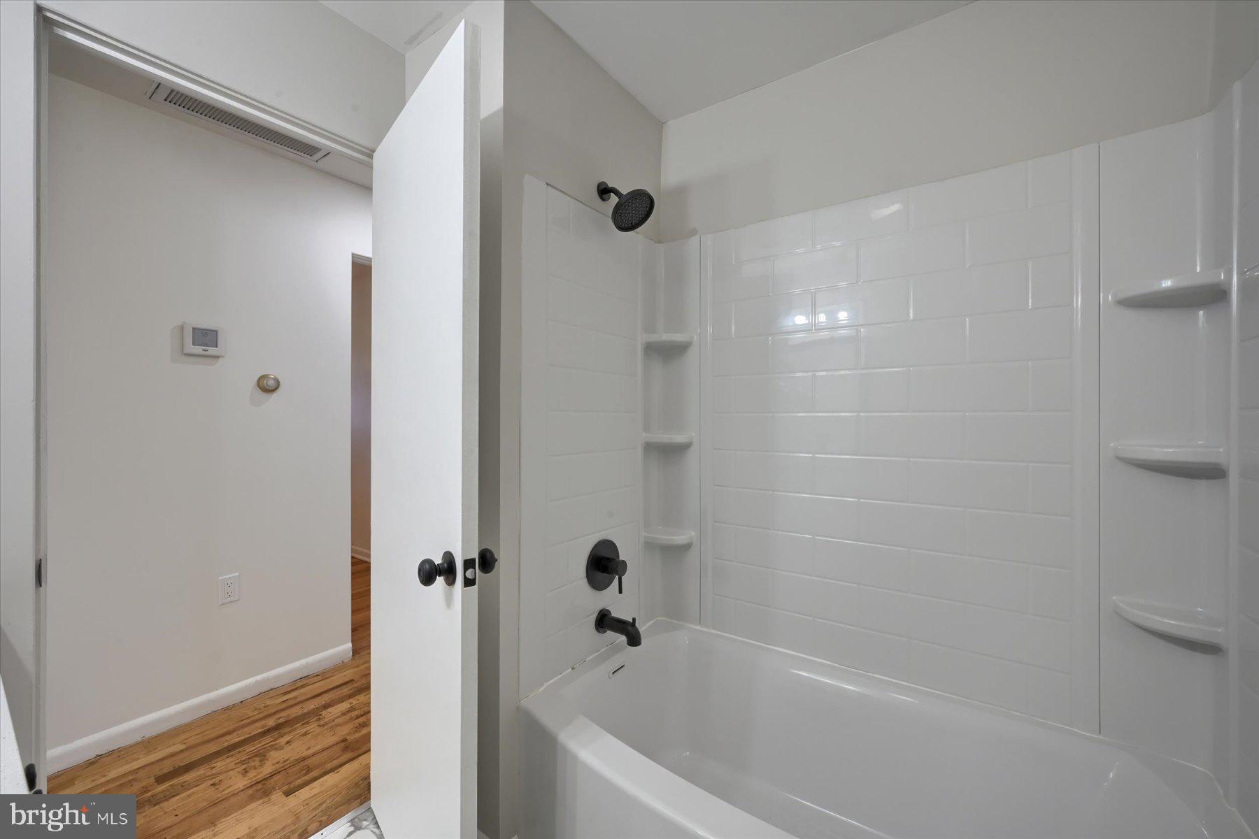 4523 Coventry Road Harrisburg, PA 17109 - Photo 18 of 34 Gallery Image 18