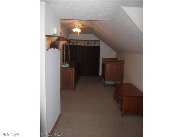 7014 Snow Road Parma, OH 44129 - Photo 14 of 25