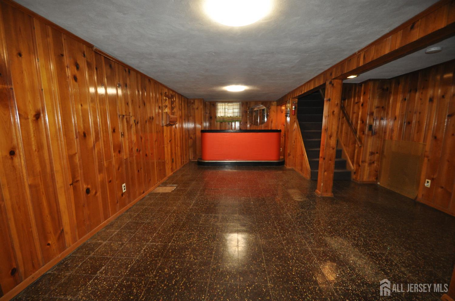 213 Old Post Road Edison, NJ 08817 - Photo 15 of 18