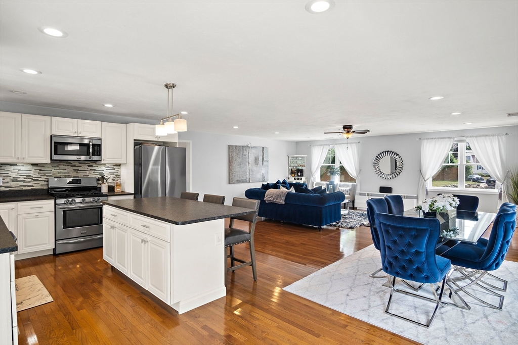 95 Maplewood Road Lynn, MA 01904 - Photo 6 of 39 Gallery Image 6