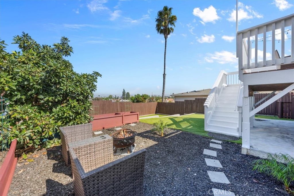 2407 Ripley Avenue Redondo Beach, CA 90278 - Photo 23 of 39 a view of a tables and chairs in the patio