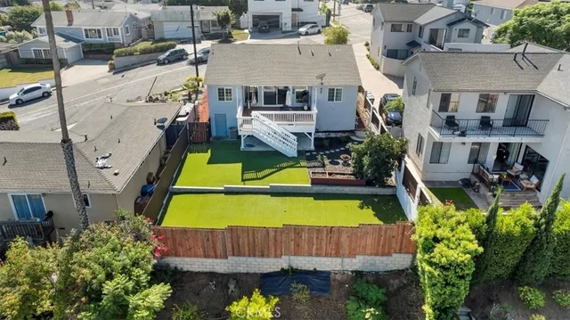 $1,350,000 | 2407 Ripley Avenue, Redondo Beach, CA 90278