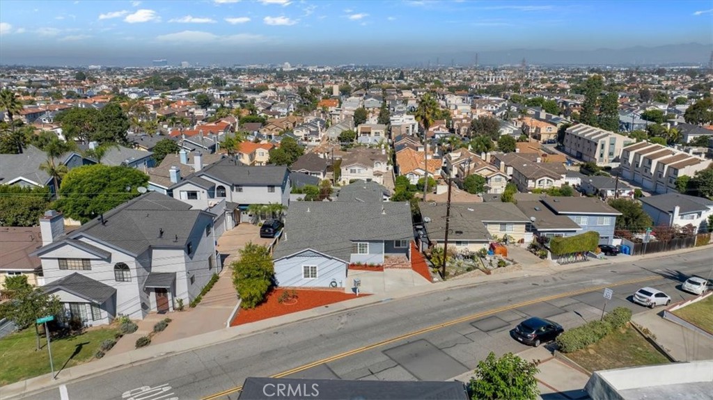 2407 Ripley Avenue Redondo Beach, CA 90278 - Photo 33 of 39 an aerial view of a city