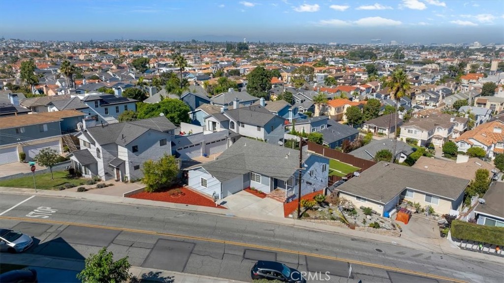 2407 Ripley Avenue Redondo Beach, CA 90278 - Photo 34 of 39 an aerial view of a city