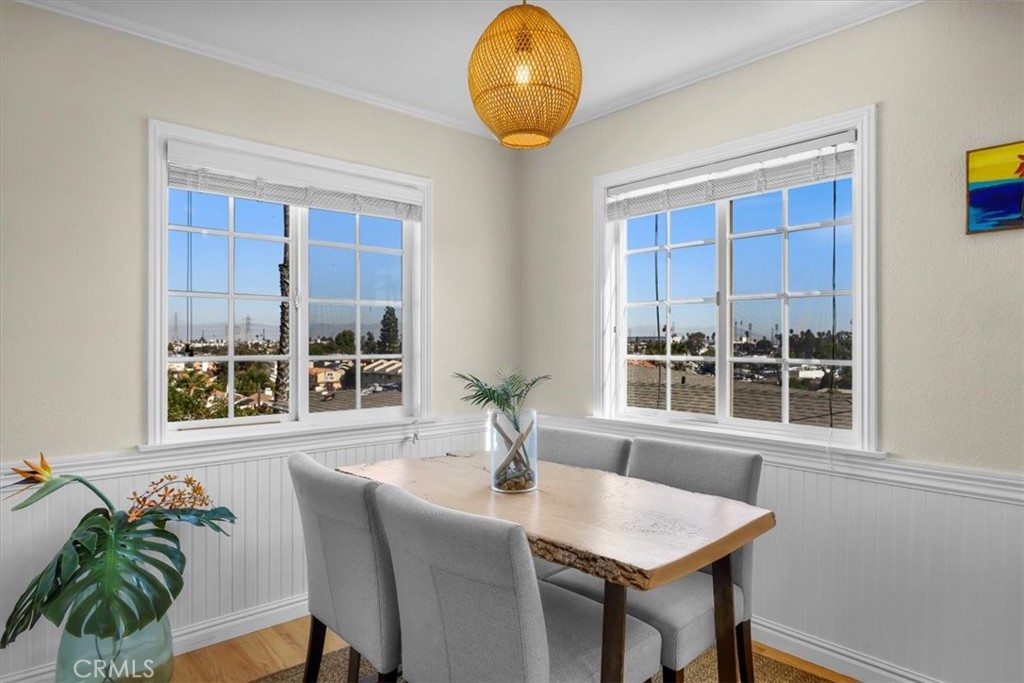 2407 Ripley Avenue Redondo Beach, CA 90278 - Photo 6 of 39