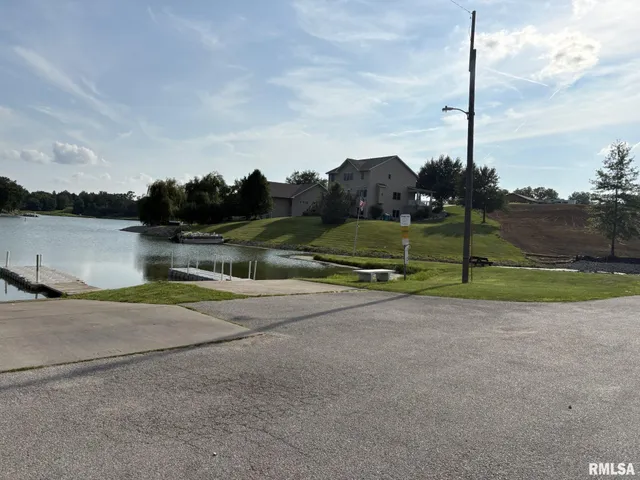$699,900 | Lot 000 Fyre Lake Drive, Sherrard, IL 61281