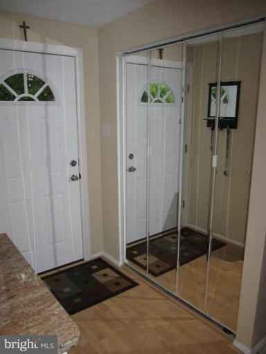 8307 Windfall Road Springfield, VA 22153 - Photo 13 of 26 Interior (General)