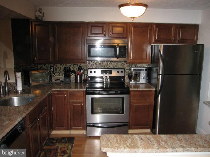 8307 Windfall Road Springfield, VA 22153 - Photo 23 of 26 Kitchen