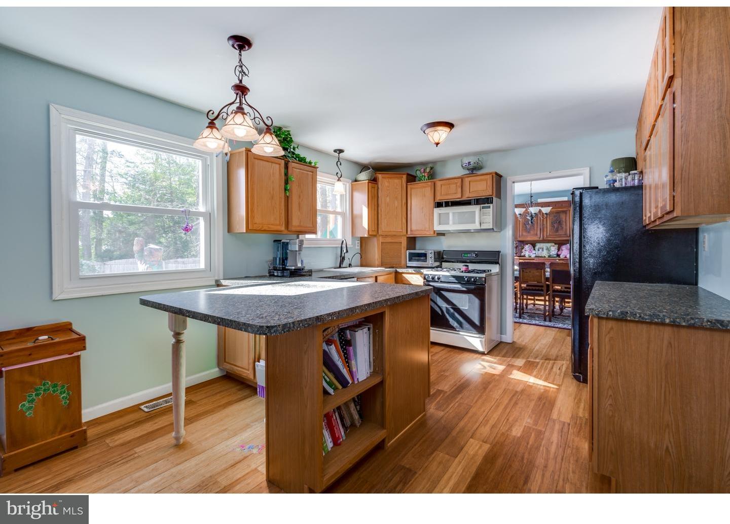 54 Euston Road South Evesham, NJ 08053 - Photo 7 of 24 Kitchen