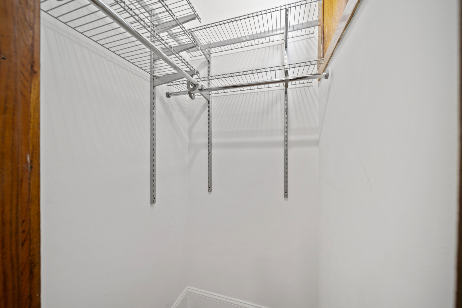 2545 West Walton Street, Unit 2 Chicago, IL 60622 - Photo 14 of 20 a bathroom with a shower
