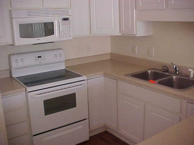 9828 Conifer Lane Murrells Inlet, SC 29576 - Photo 5 of 9 Gallery Image 5