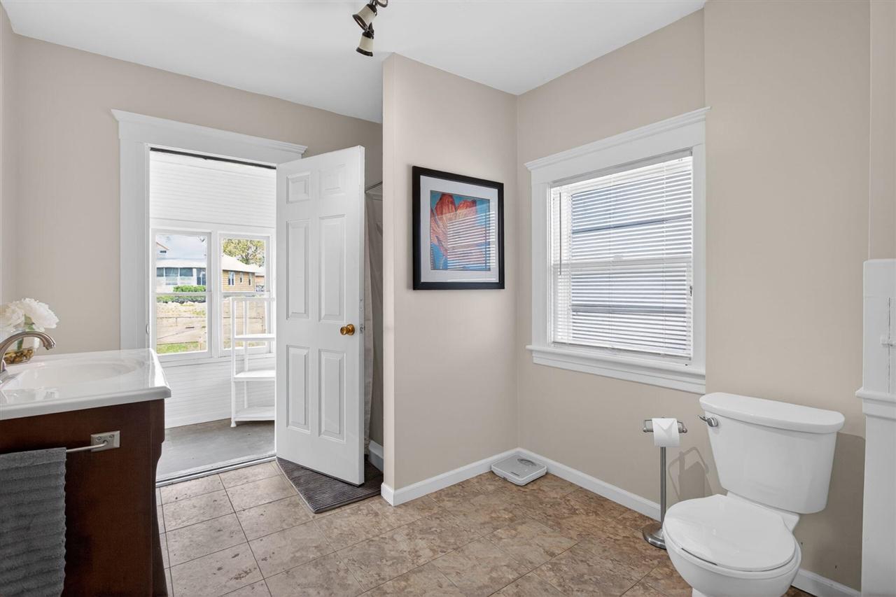 1114 Homewild Avenue Jackson, MI 49201 - Photo 21 of 33