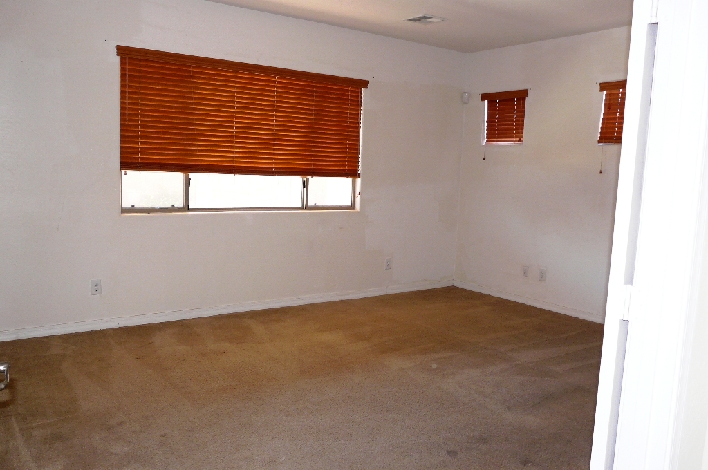 4504 West Fremont Rd. Laveen, AZ 85339 - Photo 12 of 17 master bedroom