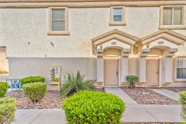 $1,550 | 6451 Saddle Up Avenue, Unit 101, Henderson, NV 89011