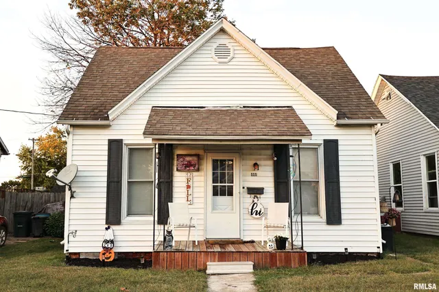 $60,000 | 111 West Cross Street, Winchester, IL 62694