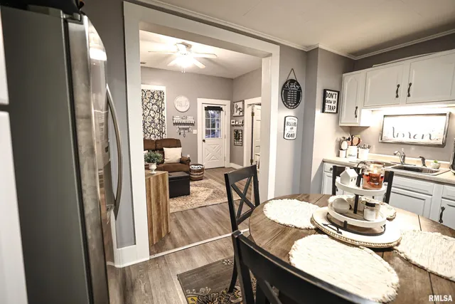 $60,000 | 111 West Cross Street, Winchester, IL 62694