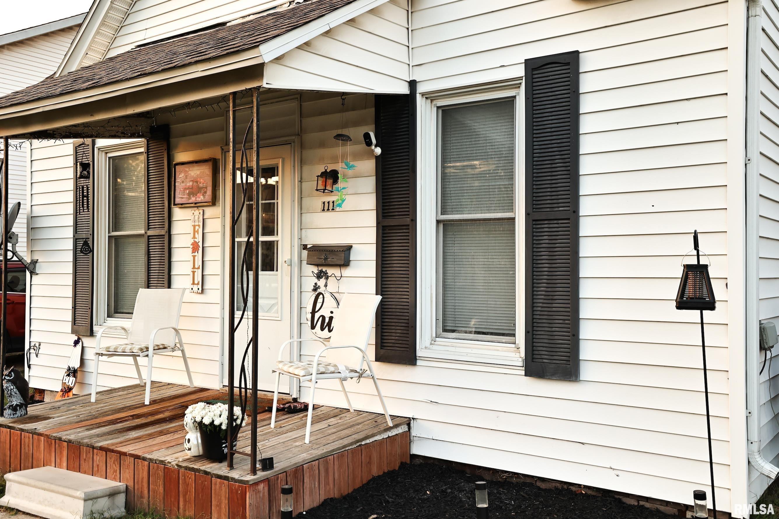 111 West Cross Street Winchester, IL 62694 - Photo 3 of 26