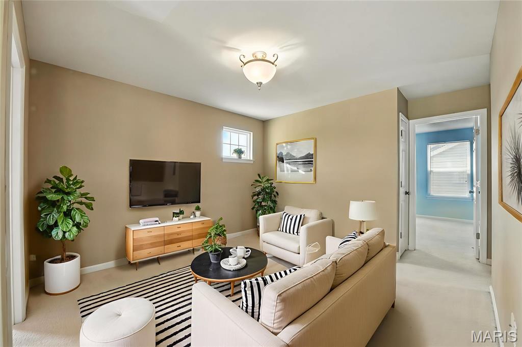 1549 Cannon Ridge Drive St. Louis, MO 63146 - Photo 10 of 28