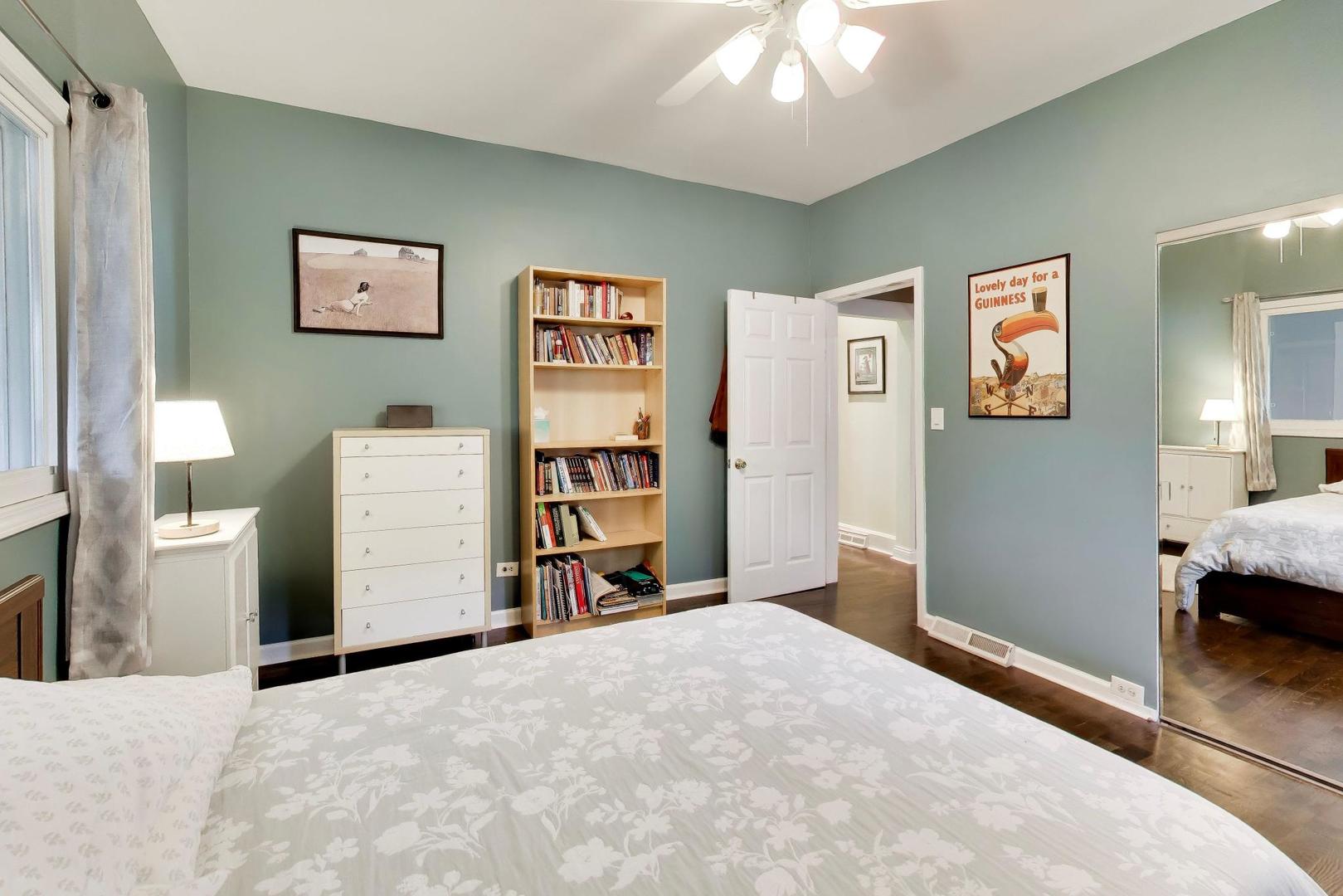 1619 Fowler Avenue Evanston, IL 60201 - Photo 20 of 48